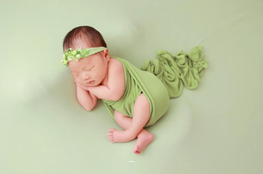 拉萨宝宝下眼袋发青的原因