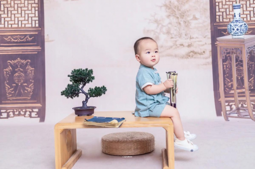 拉萨宝宝吃迷糊奶如何纠正